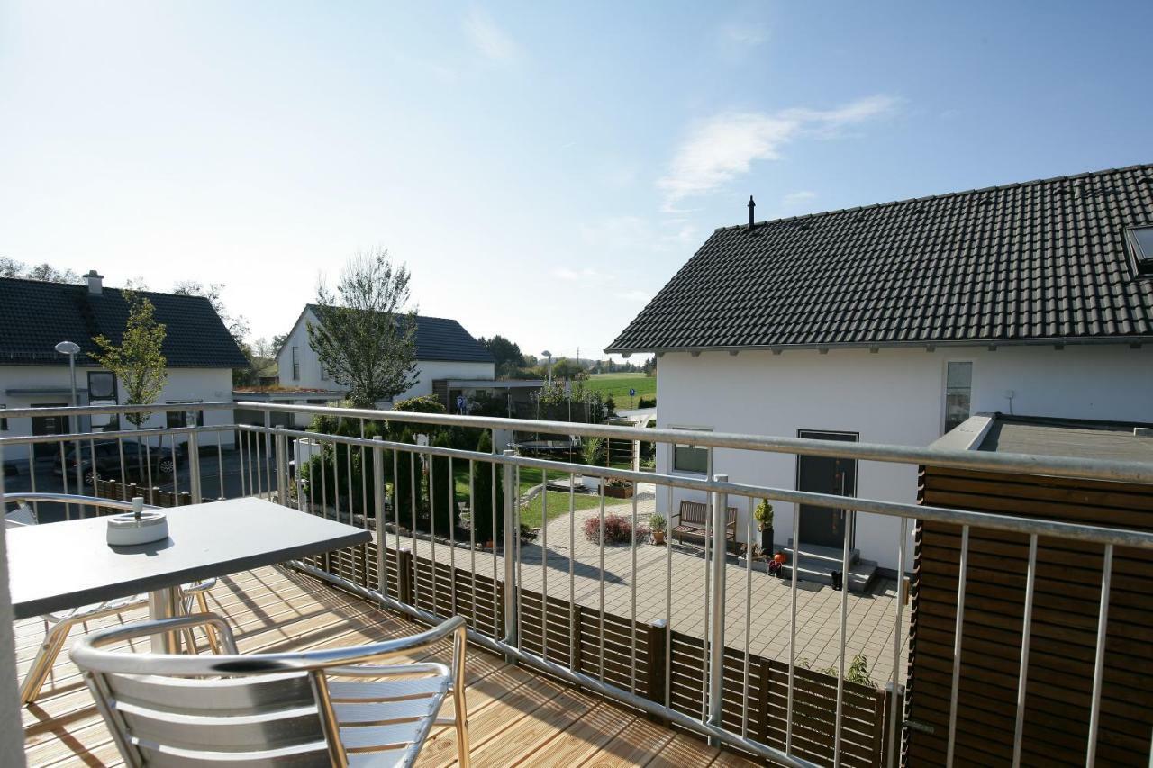 Hotel Am Baronenwald Göppingen Exterior foto